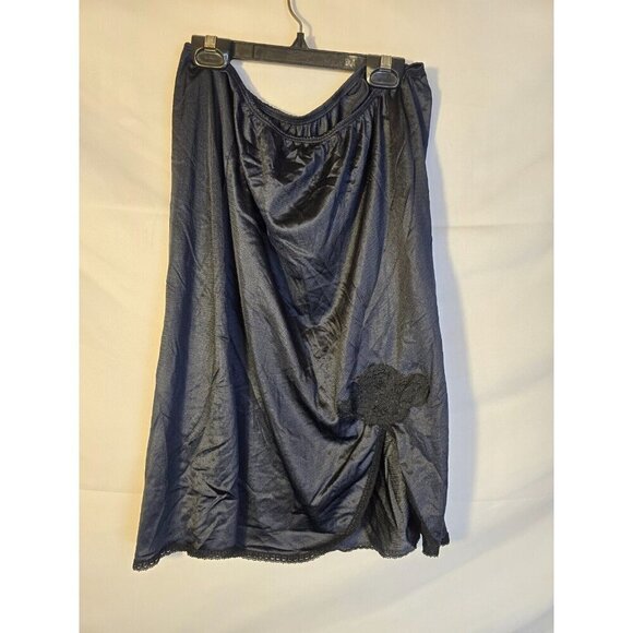 Jcpenney Black Half Slip Womens Size Large 16/18 Lacy - Picture 1 of 2
